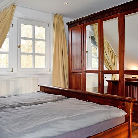 Reetdachfachwerkvilla Am Wiesengrund Берген-ауф-Рюген Экстерьер фото