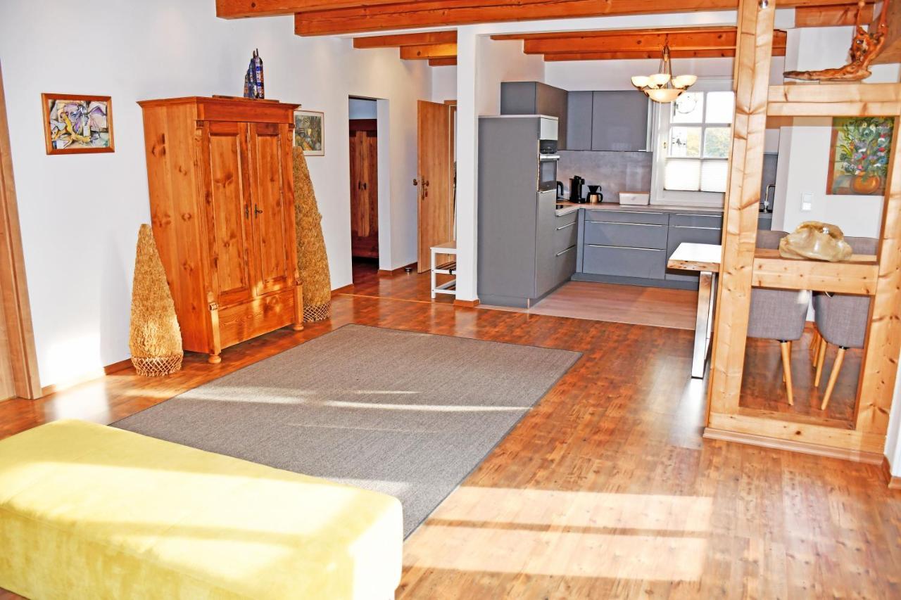 Reetdachfachwerkvilla Am Wiesengrund Берген-ауф-Рюген Экстерьер фото